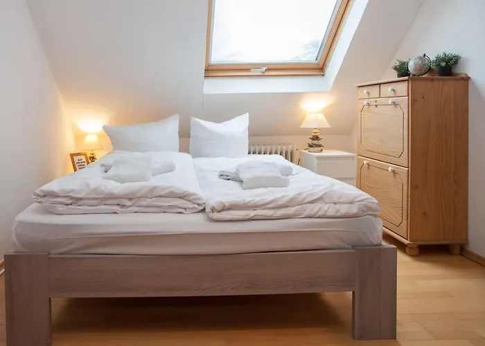 - Feldstrasse 48-k Szálloda *