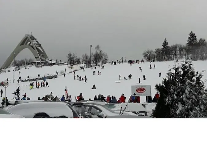 Szálloda - Feldstrasse 48-k *